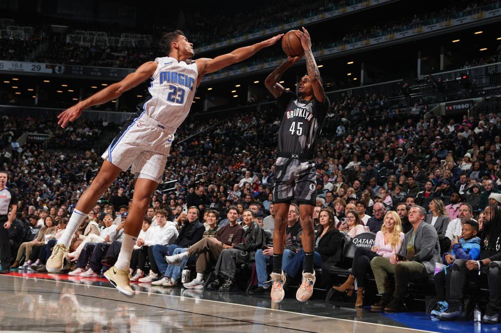 应的球员往 应的球员往